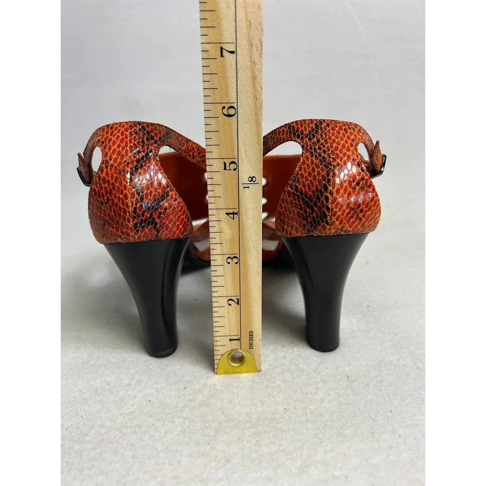 Mob Wife Animal Print Impo Womens‎ 9M Orange Snakeskin Caged Block Heel Sandals